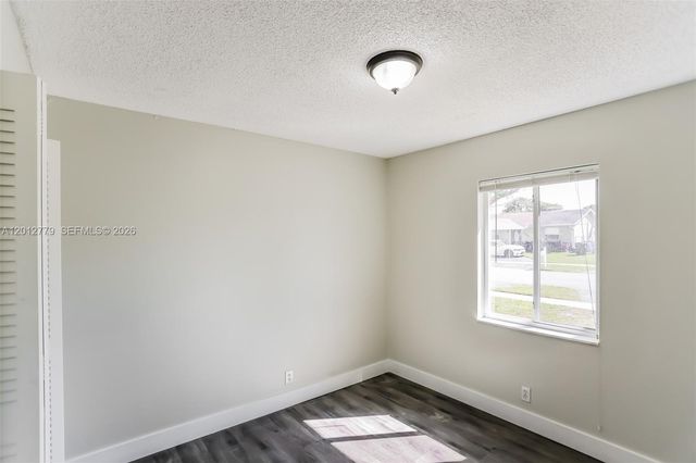 7801 SW 6th Ct, North Lauderdale, FL 33068