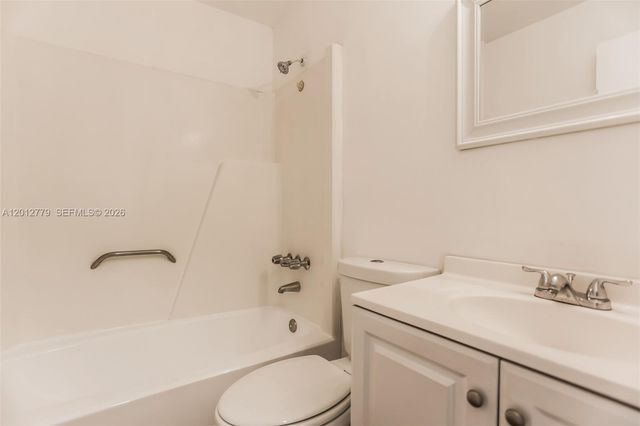 7801 SW 6th Ct, North Lauderdale, FL 33068