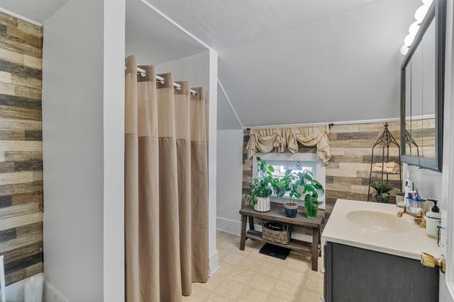 16-18 South Elm Street, St. Albans City, VT 05478