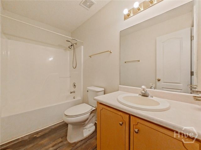 2006 Ossabaw Drive, Hinesville, GA 31313