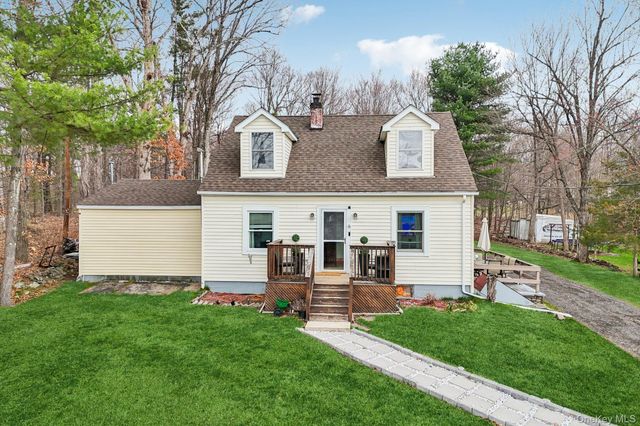 525 Bloomingburg Road, Middletown, NY 10940