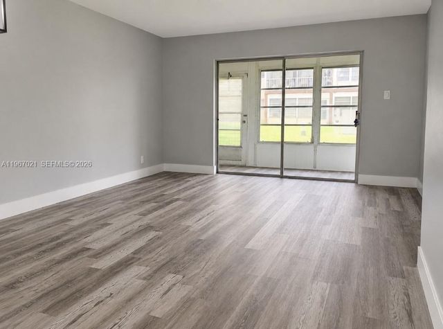 7600 NW 5th Place 108, Margate, FL 33063