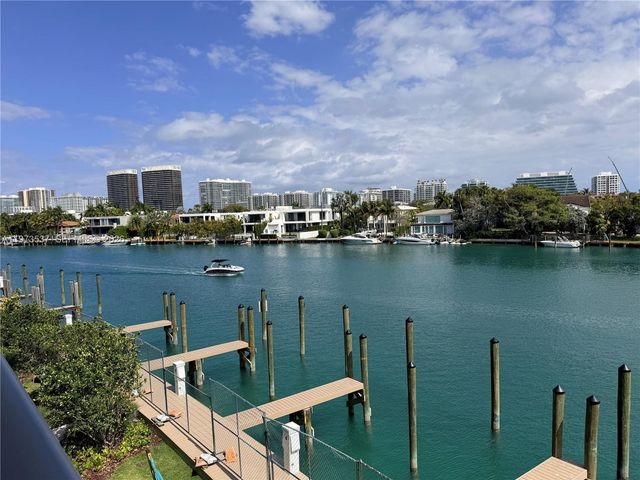 9221 E Bay Harbor Drive 309, Bay Harbor Islands, FL 33154