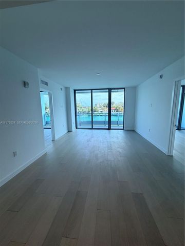 9221 E Bay Harbor Drive 309, Bay Harbor Islands, FL 33154