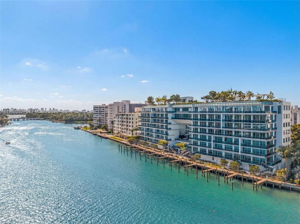 9221 E Bay Harbor Drive 309, Bay Harbor Islands, FL 33154