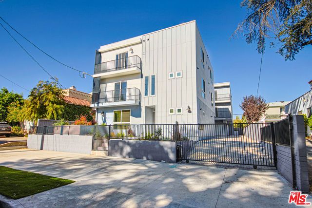 10803 Kling Street, Toluca Lake (los Angeles), CA 91602