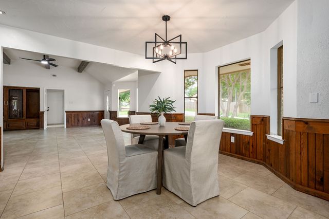 320 S Irving Heights Drive, Irving, TX 75060