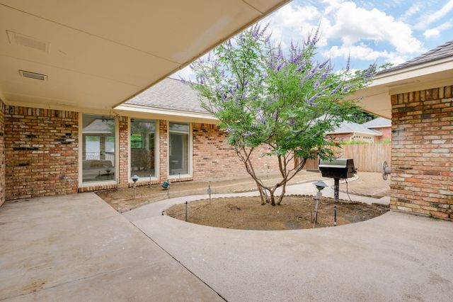 320 S Irving Heights Drive, Irving, TX 75060