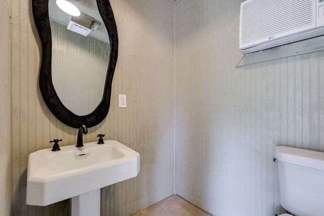320 S Irving Heights Drive, Irving, TX 75060