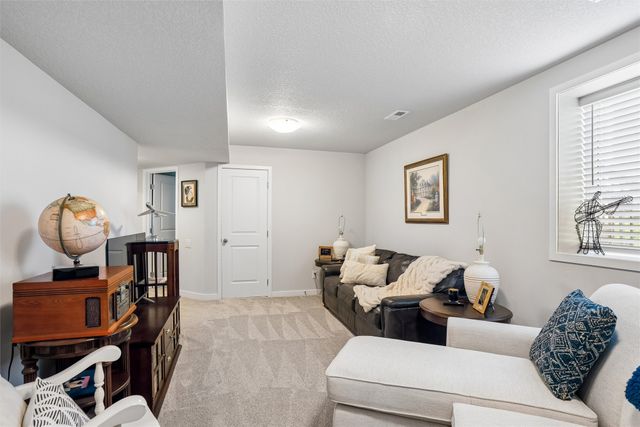 134 Aspen Drive, Norwalk, IA 50211