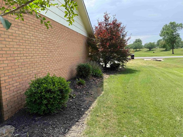 755 N 12th Ave, Piggott, AR 72454