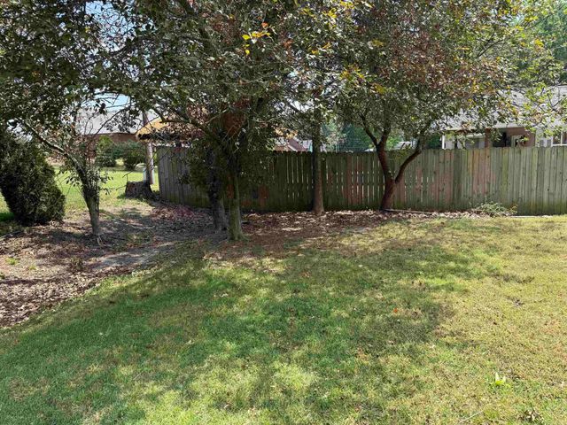 755 N 12th Ave, Piggott, AR 72454