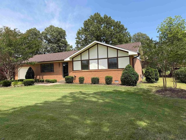 755 N 12th Ave, Piggott, AR 72454