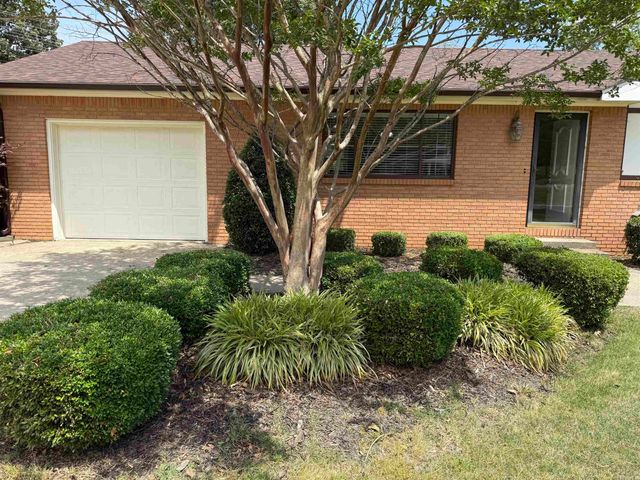 755 N 12th Ave, Piggott, AR 72454