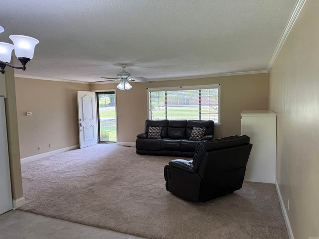 755 N 12th Ave, Piggott, AR 72454