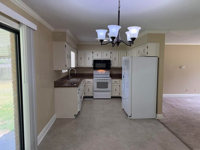 755 N 12th Ave, Piggott, AR 72454
