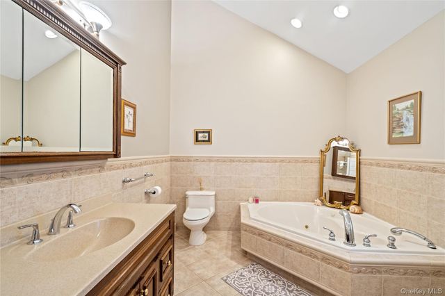 1617 Richard Avenue, Merrick, NY 11566