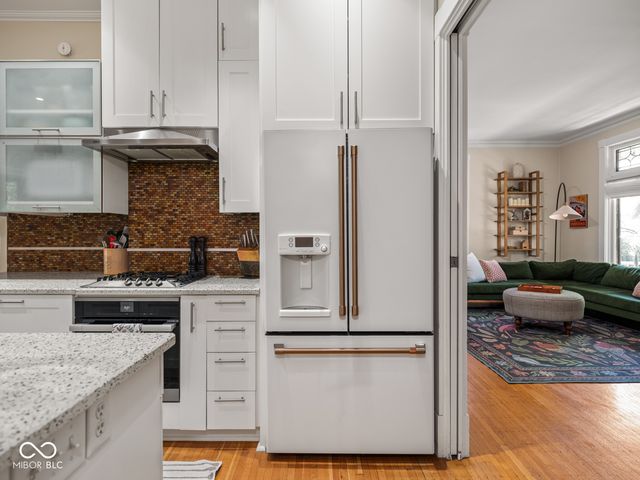 228 E 10th Street, Indianapolis, IN 46202