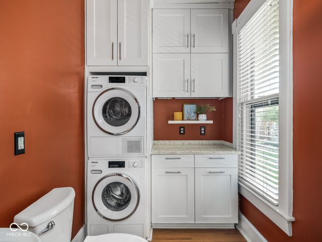 228 E 10th Street, Indianapolis, IN 46202