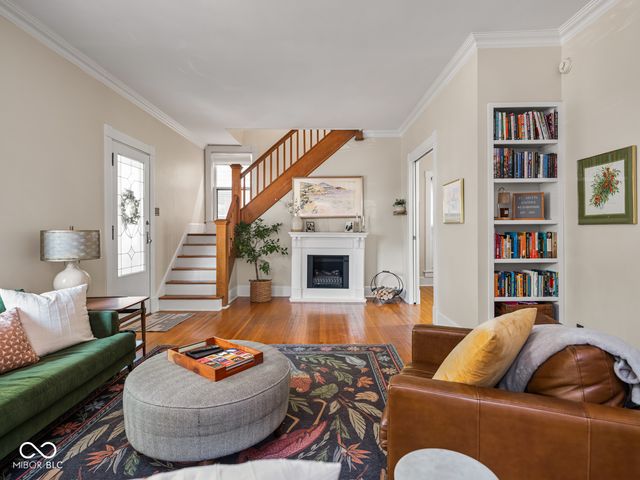 228 E 10th Street, Indianapolis, IN 46202