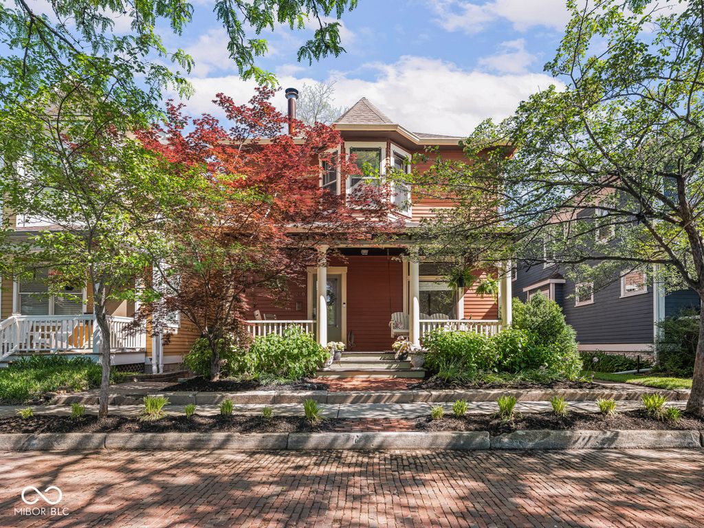 228 E 10th Street, Indianapolis, IN 46202