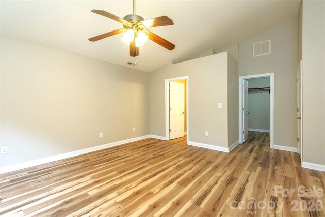 50 Clear Creekside Drive, Hendersonville, NC 28792