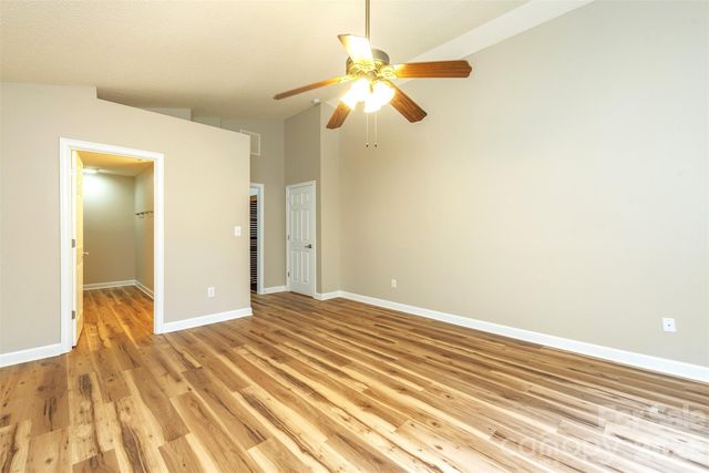 50 Clear Creekside Drive, Hendersonville, NC 28792