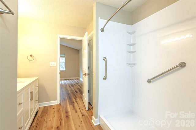 50 Clear Creekside Drive, Hendersonville, NC 28792