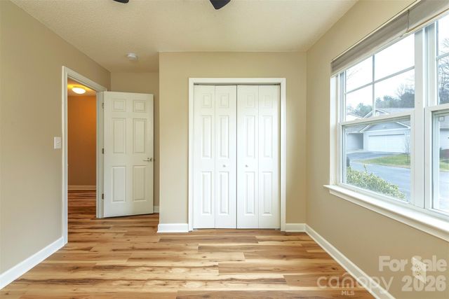 50 Clear Creekside Drive, Hendersonville, NC 28792