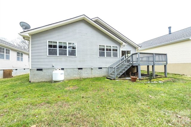 50 Clear Creekside Drive, Hendersonville, NC 28792