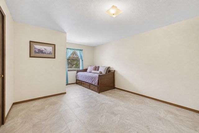 215 Mineola St, Ingram, TX 78025