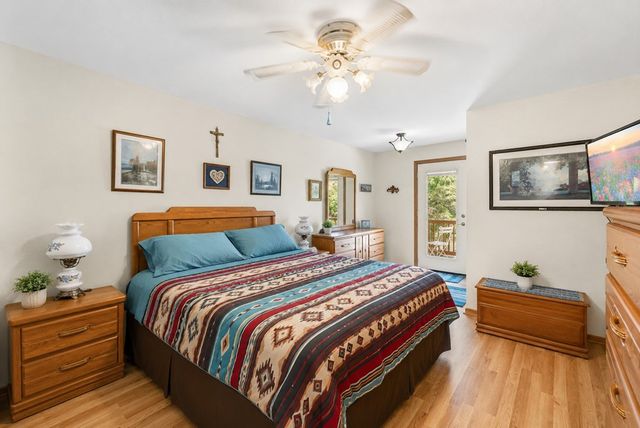 215 Mineola St, Ingram, TX 78025
