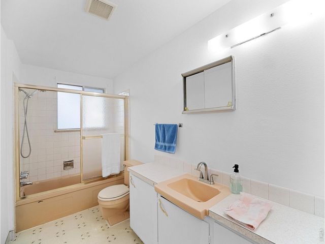 3620 W 1st St, Loveland, CO 80537
