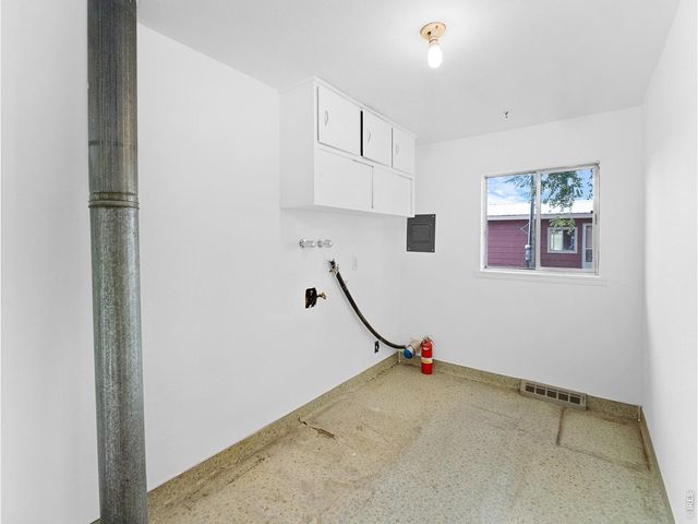 3620 W 1st St, Loveland, CO 80537