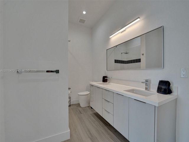 1226 NE 15th Avenue, Fort Lauderdale, FL 33304