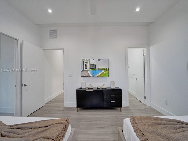 1226 NE 15th Avenue, Fort Lauderdale, FL 33304