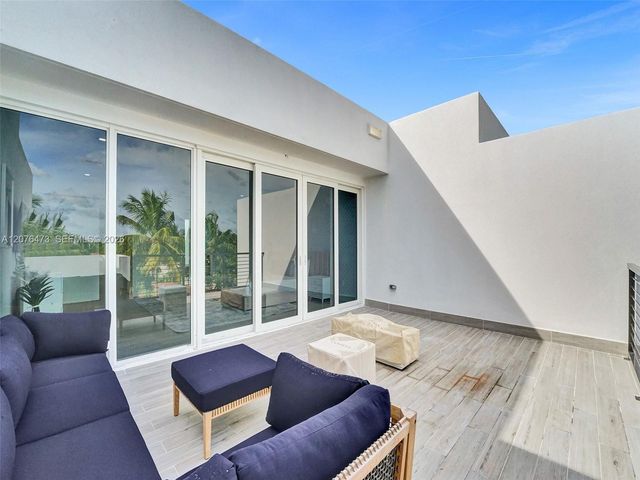 1226 NE 15th Avenue, Fort Lauderdale, FL 33304