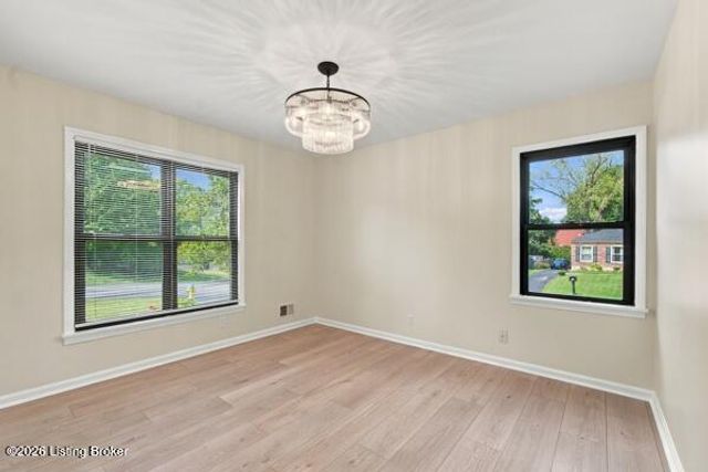 9701 Meadow Vale Dr, Louisville, KY 40242