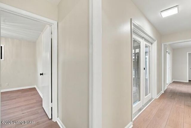 9701 Meadow Vale Dr, Louisville, KY 40242