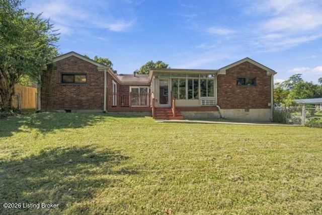 9701 Meadow Vale Dr, Louisville, KY 40242