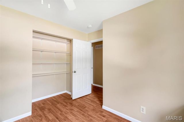 5860 Blackberry Drive, Imperial, MO 63052