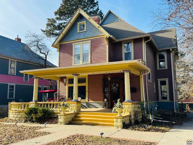 411 SW Woodlawn Ave, Topeka, KS 66606