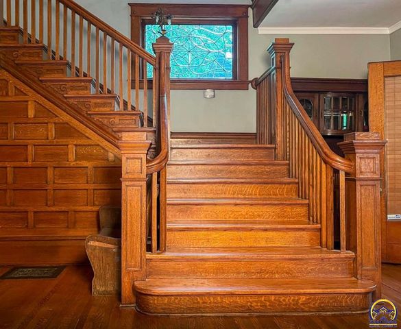 411 SW Woodlawn Ave, Topeka, KS 66606