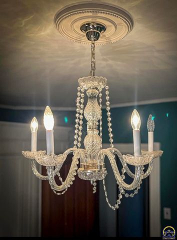 411 SW Woodlawn Ave, Topeka, KS 66606