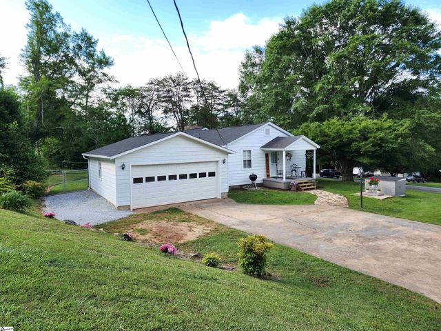 1104 Robert P Jeanes Road, Easley, SC 29640