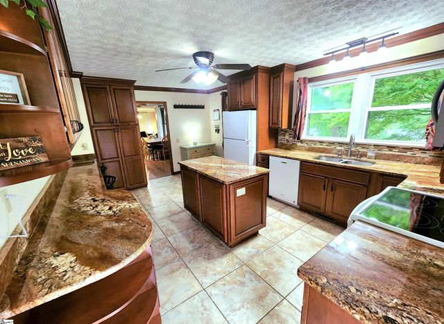 1104 Robert P Jeanes Road, Easley, SC 29640