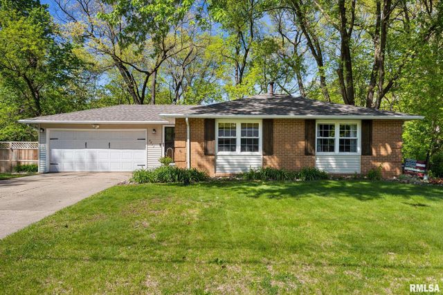4913 W WOODFERN Road, Peoria, IL 61607