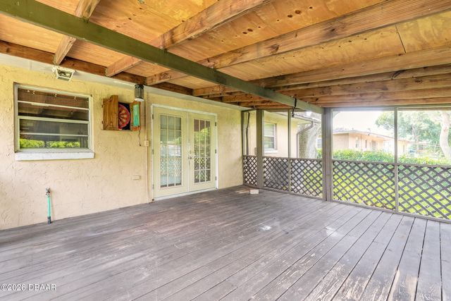 1586 Carmen Avenue, Daytona Beach, FL 32117