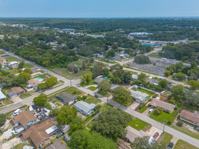 1586 Carmen Avenue, Daytona Beach, FL 32117