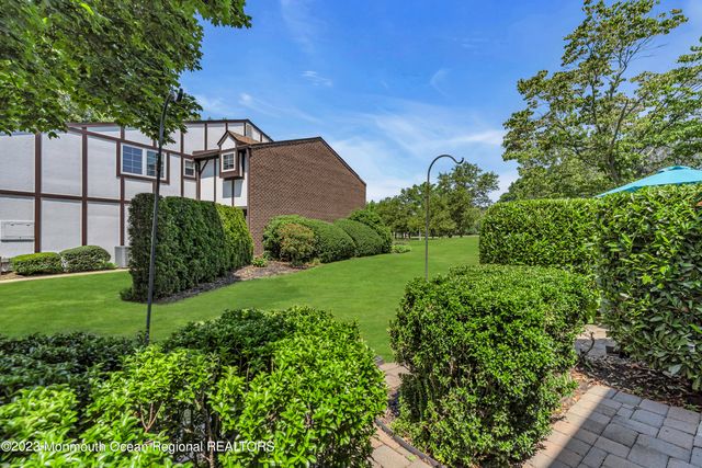 15 Linden Drive, Spring Lake Heights, NJ 07762